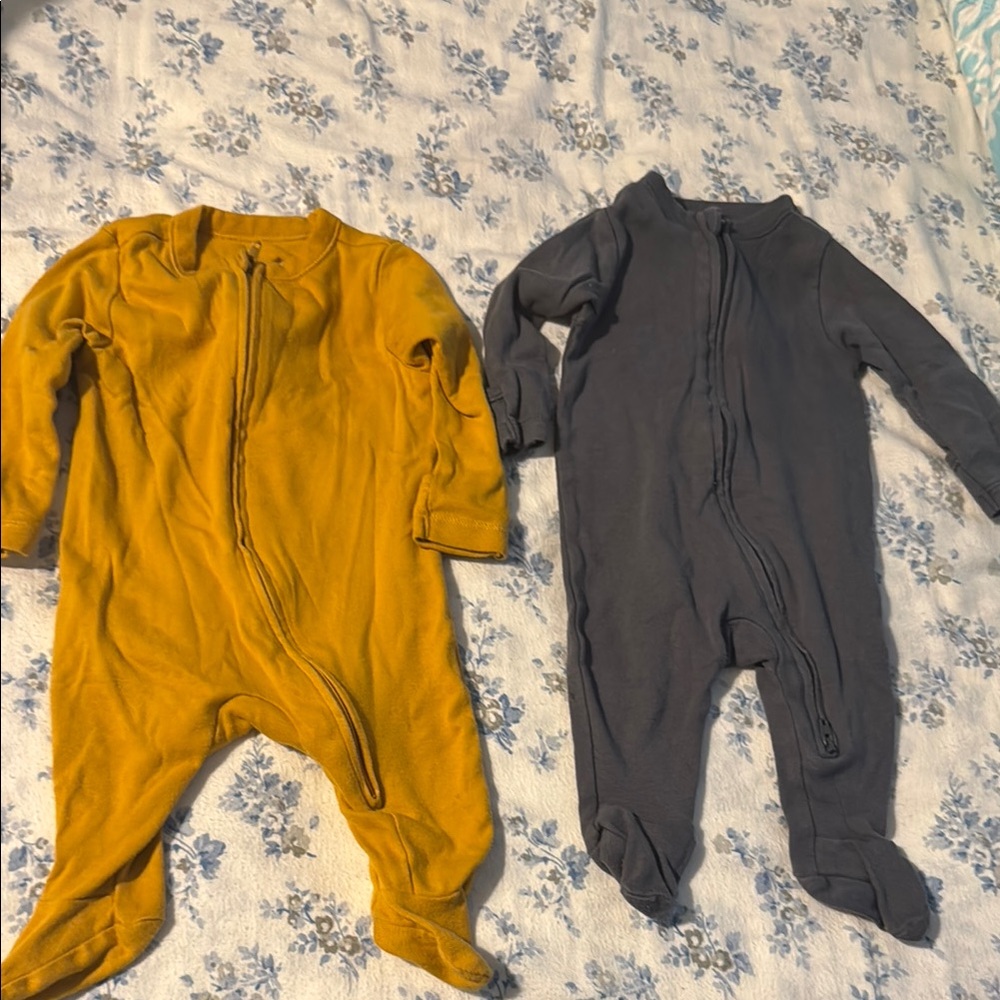 Old Navy Yellow and Gray Footies One Pieces